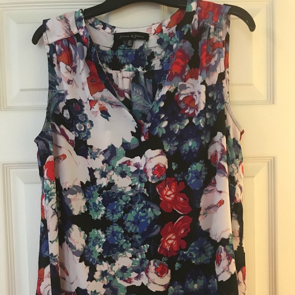 Floral Sleeveless Top - Picture 1 of 2